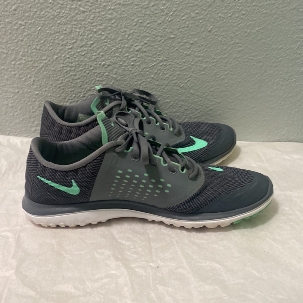 Women’s Nike fit sole shoes size 9. Grey and mint green - Picture 7 of 14